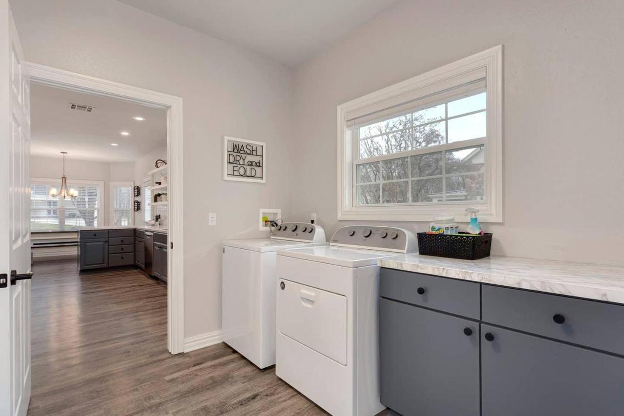 Modern Farmhouse - 2 Minute Bike To Slaughter Pen Trailhead - Dtwn Bentonville Exterior foto